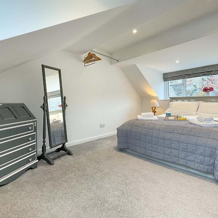 Cobb Cottage - Harbourside, stylish, sleeps 5 Weymouth Exteriör bild